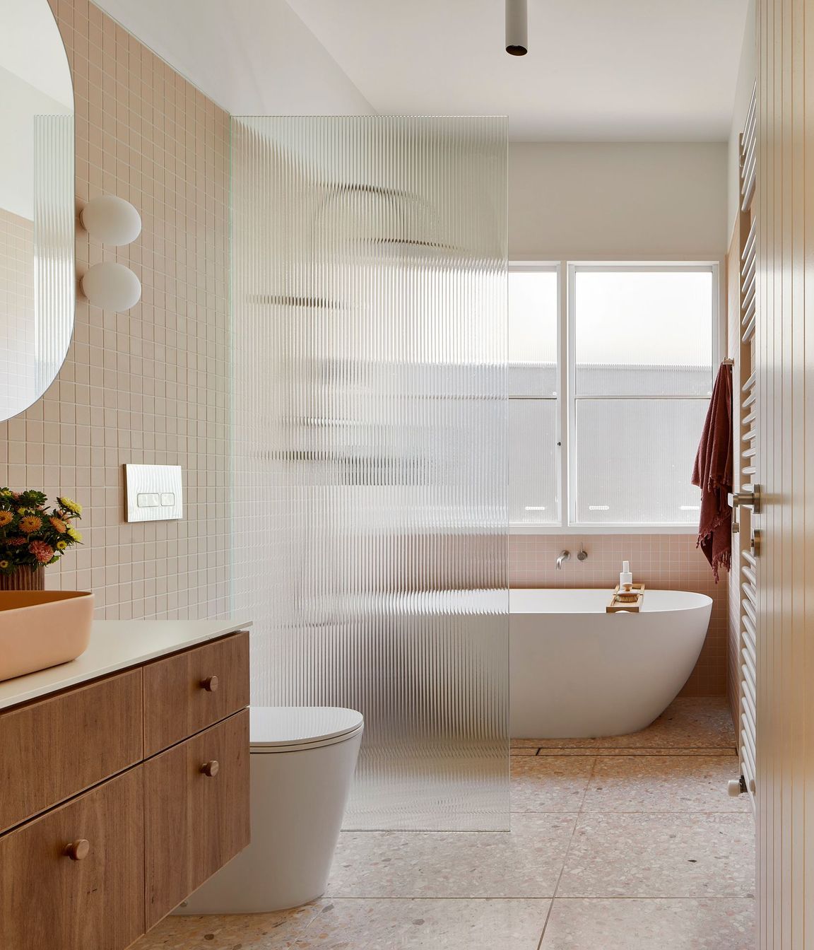 0092-09-bathroom.jpg