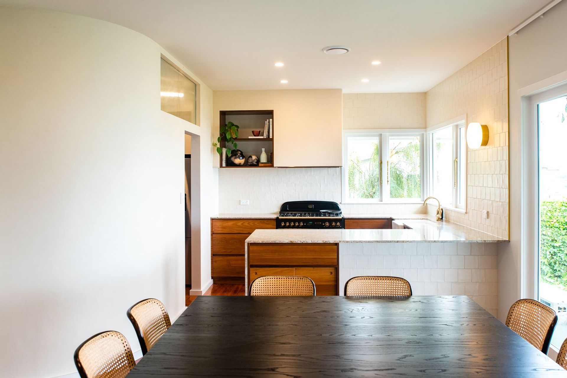 Stunning Mid-Century Modern Kitchen