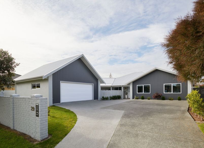 Palm Springs Boulevard