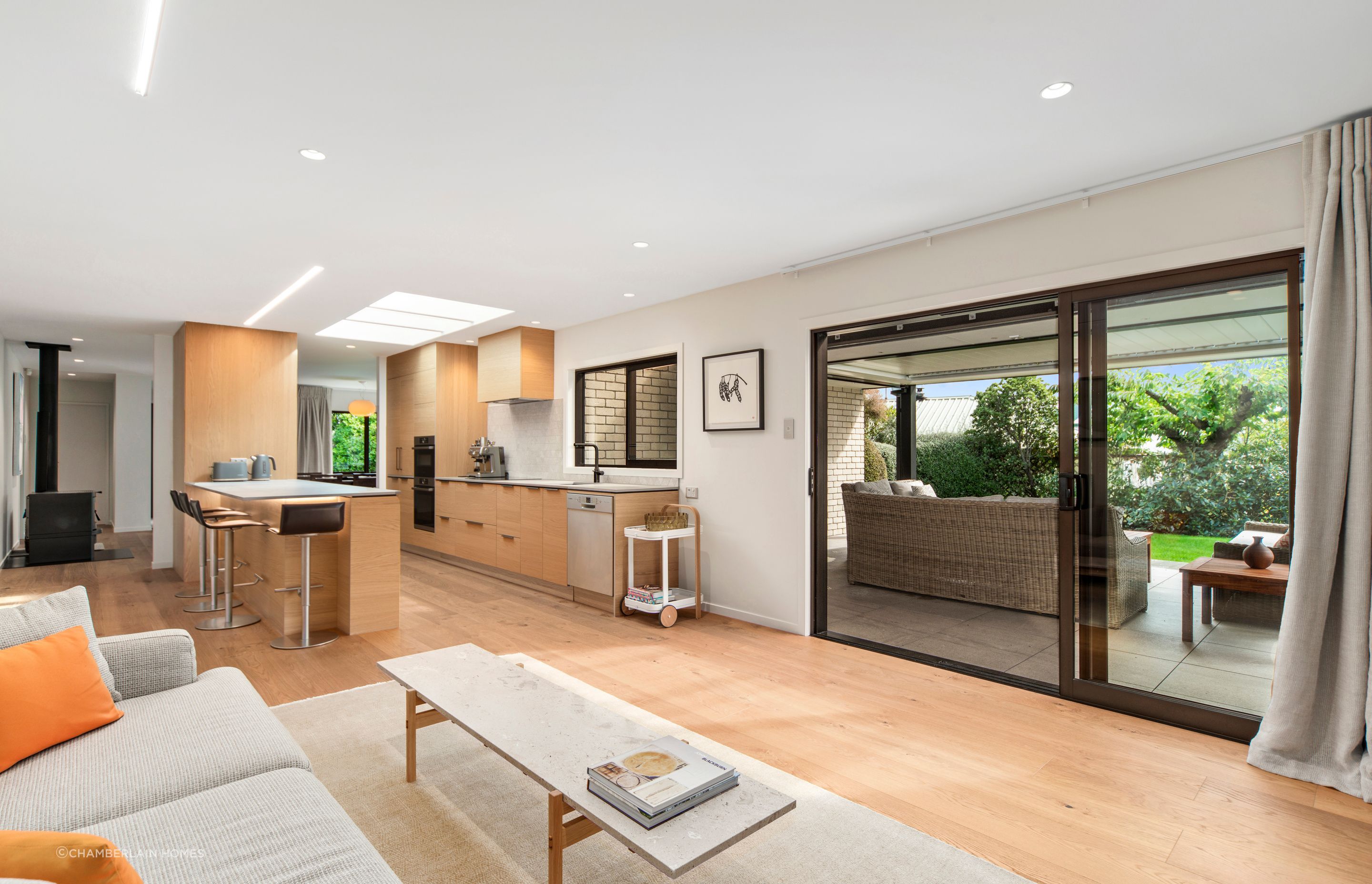 014Open2viewID555716-16LoganAvenue.jpg