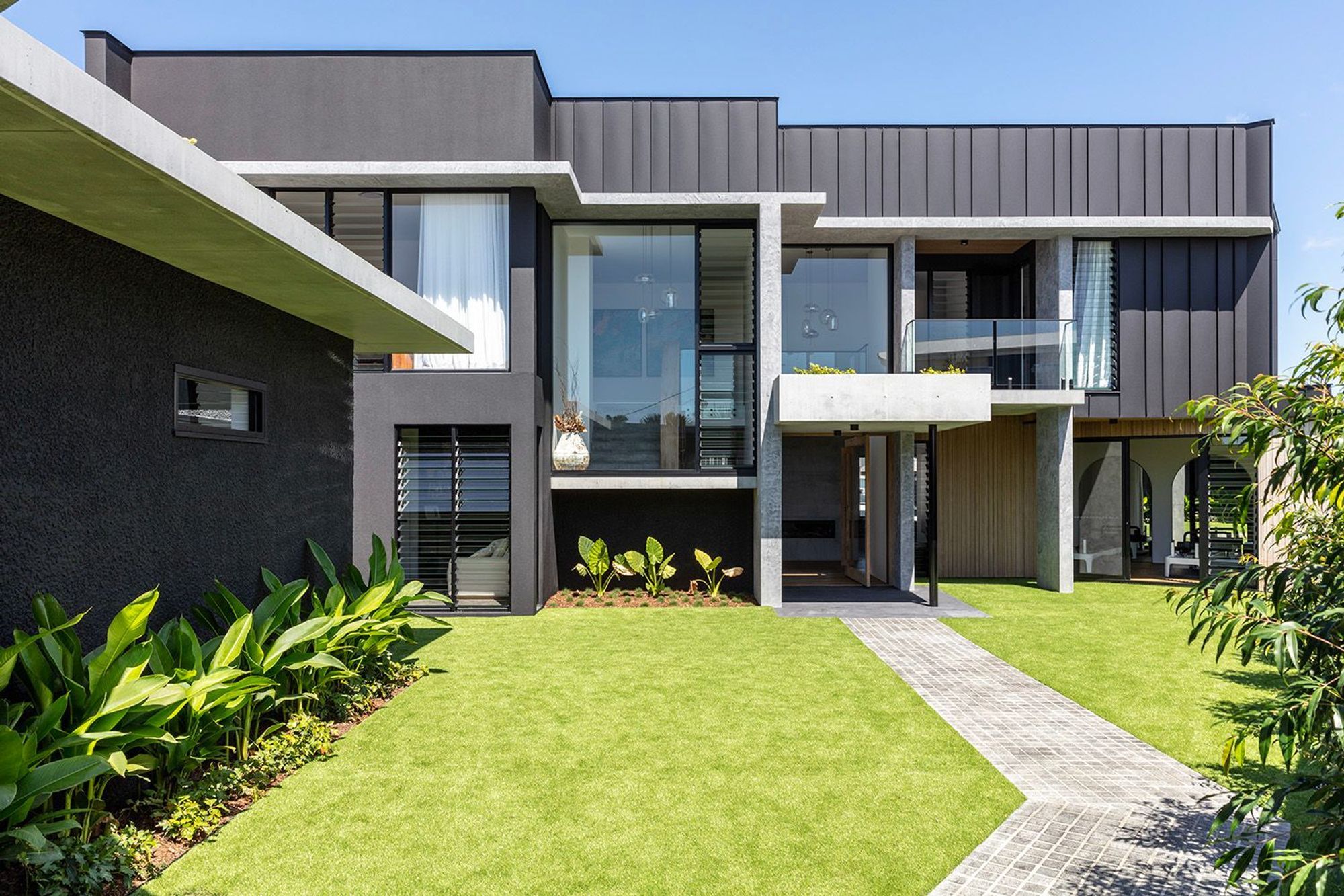 Coomaroo Residence