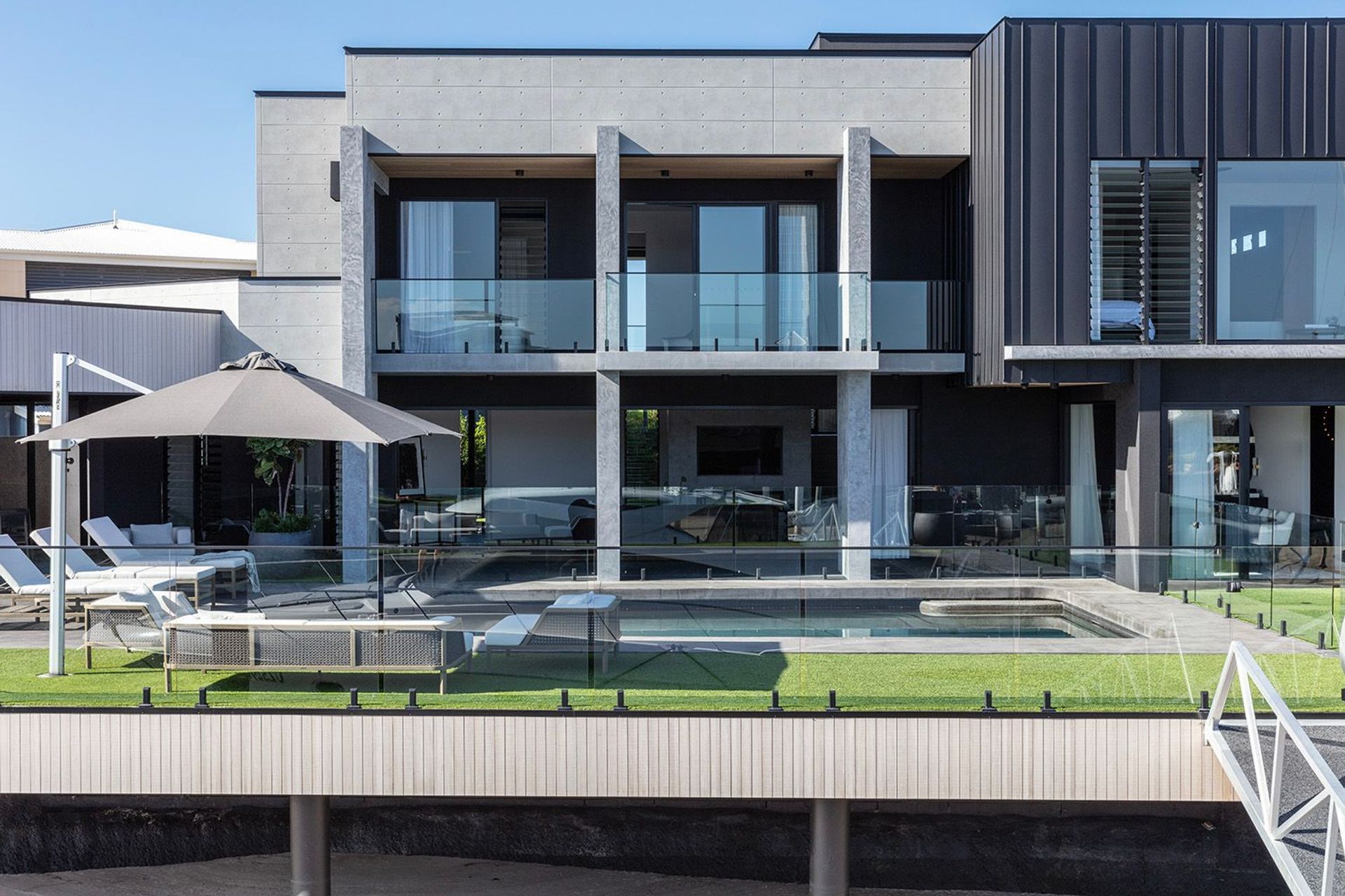 Coomaroo Residence