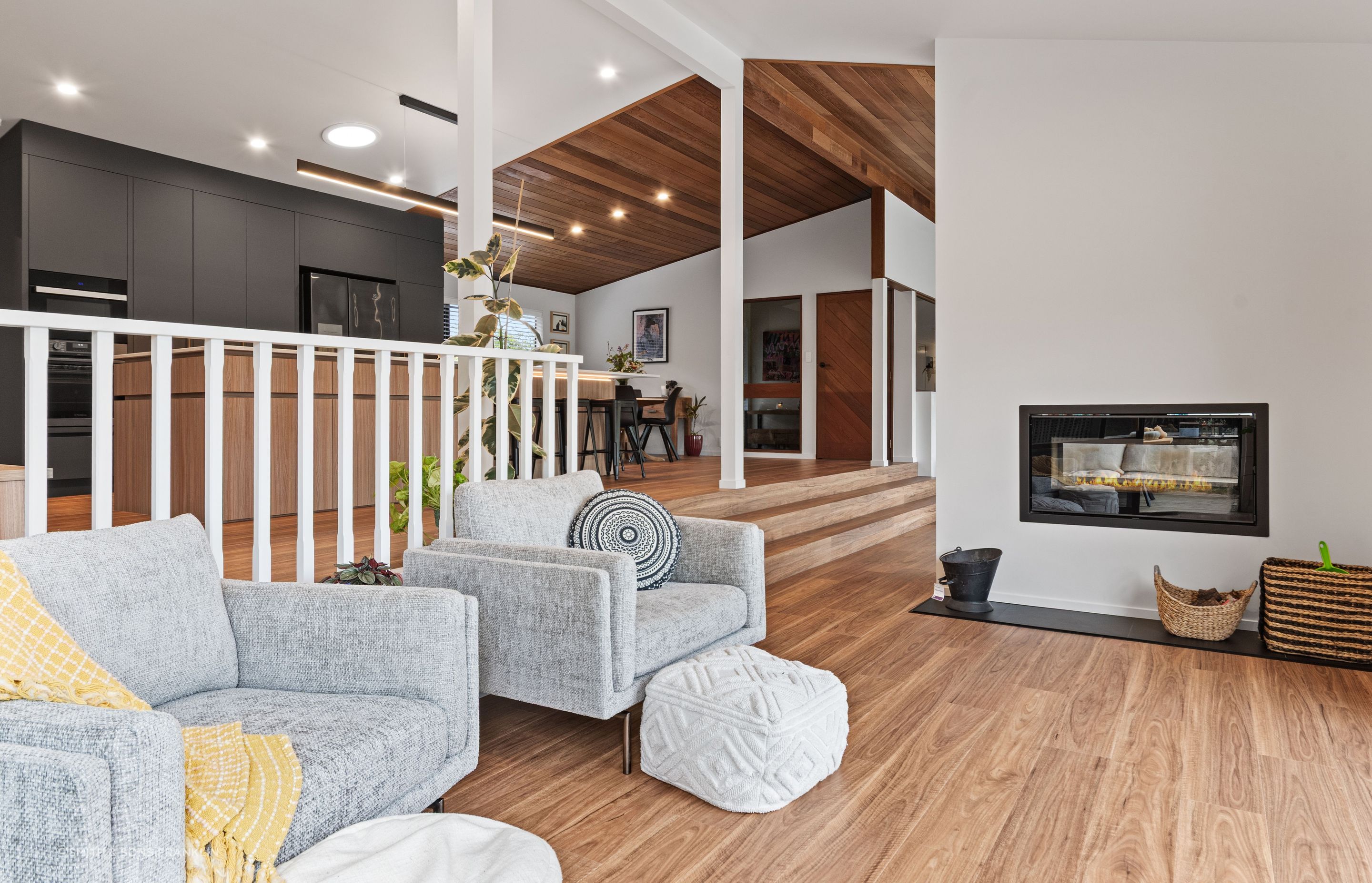 022Open2viewID589980.jpg