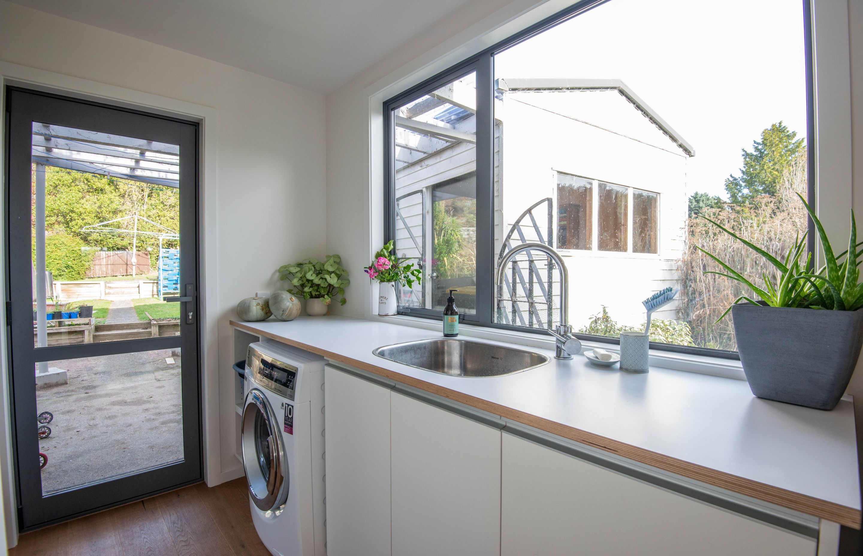 East Taieri House