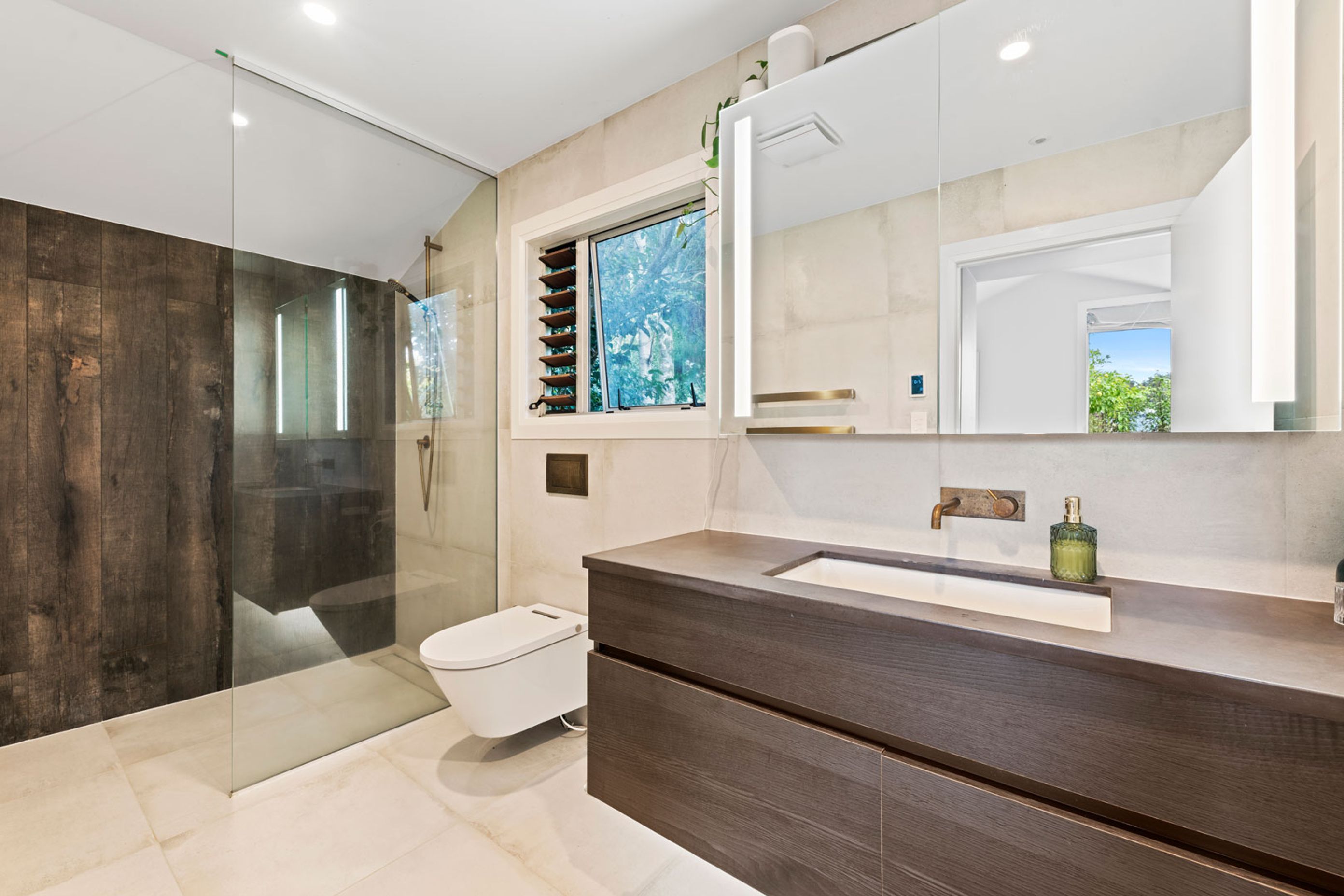 025Open2viewID555216-30BPictonStreet.jpg