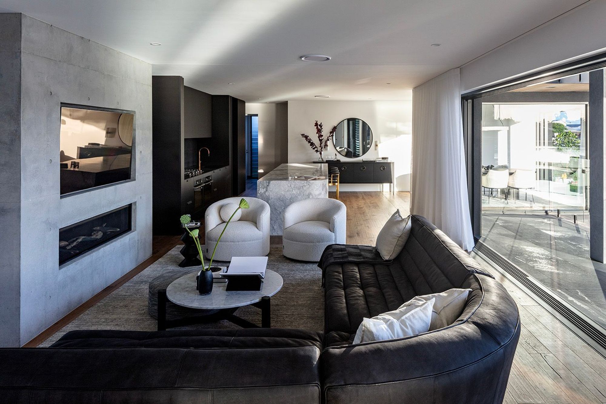 Coomaroo Residence