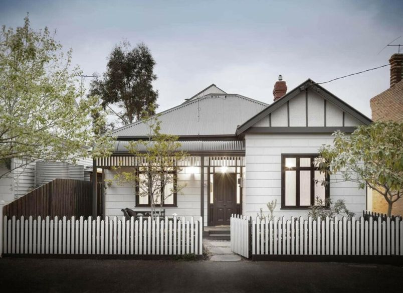 Monolith House - CLIFTON HILL