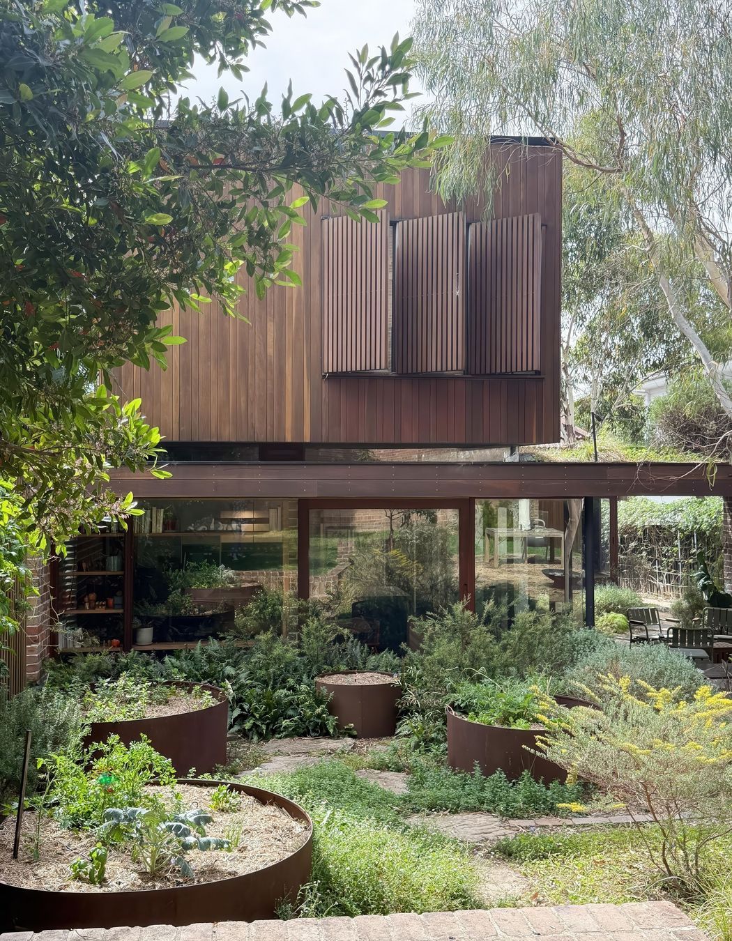 05-Matt-Day-Architect-Matt-Day-Tempe-House-Alteration-Addition-Timber-Cladding-Rear-Vegetable-Garden-v3.jpeg