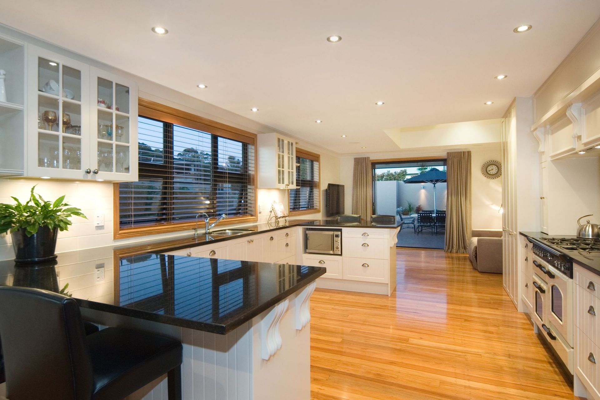 Eric Price Ave, Takapuna