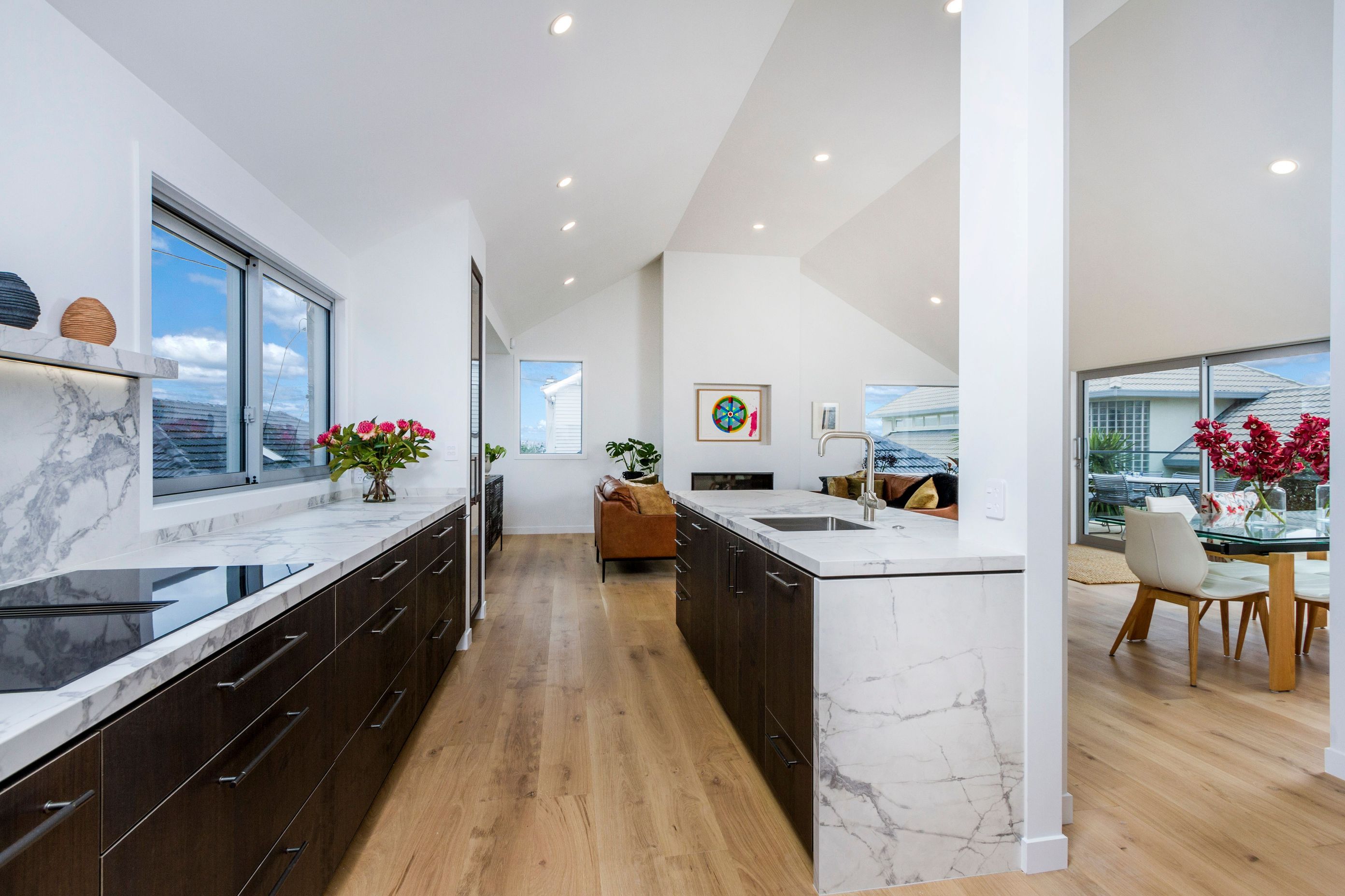 076Open2viewID561714-243PrincesStreet.jpg