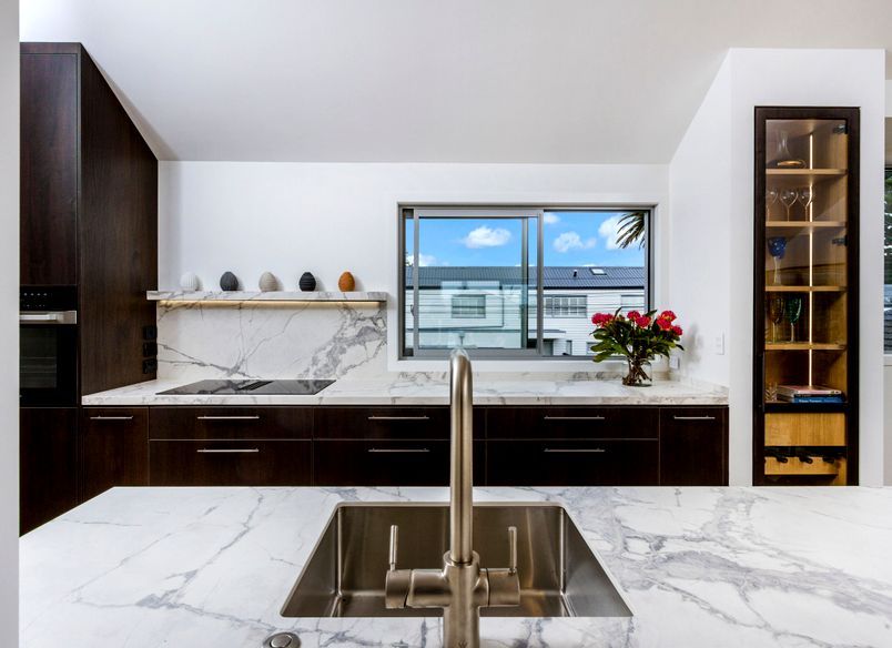 Venner, Marble and Glass Fronts