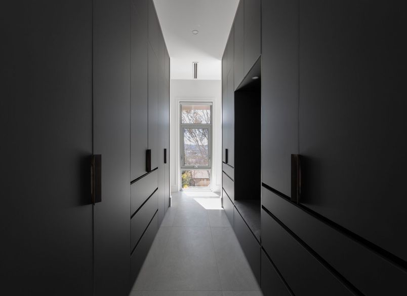 R + B Residence