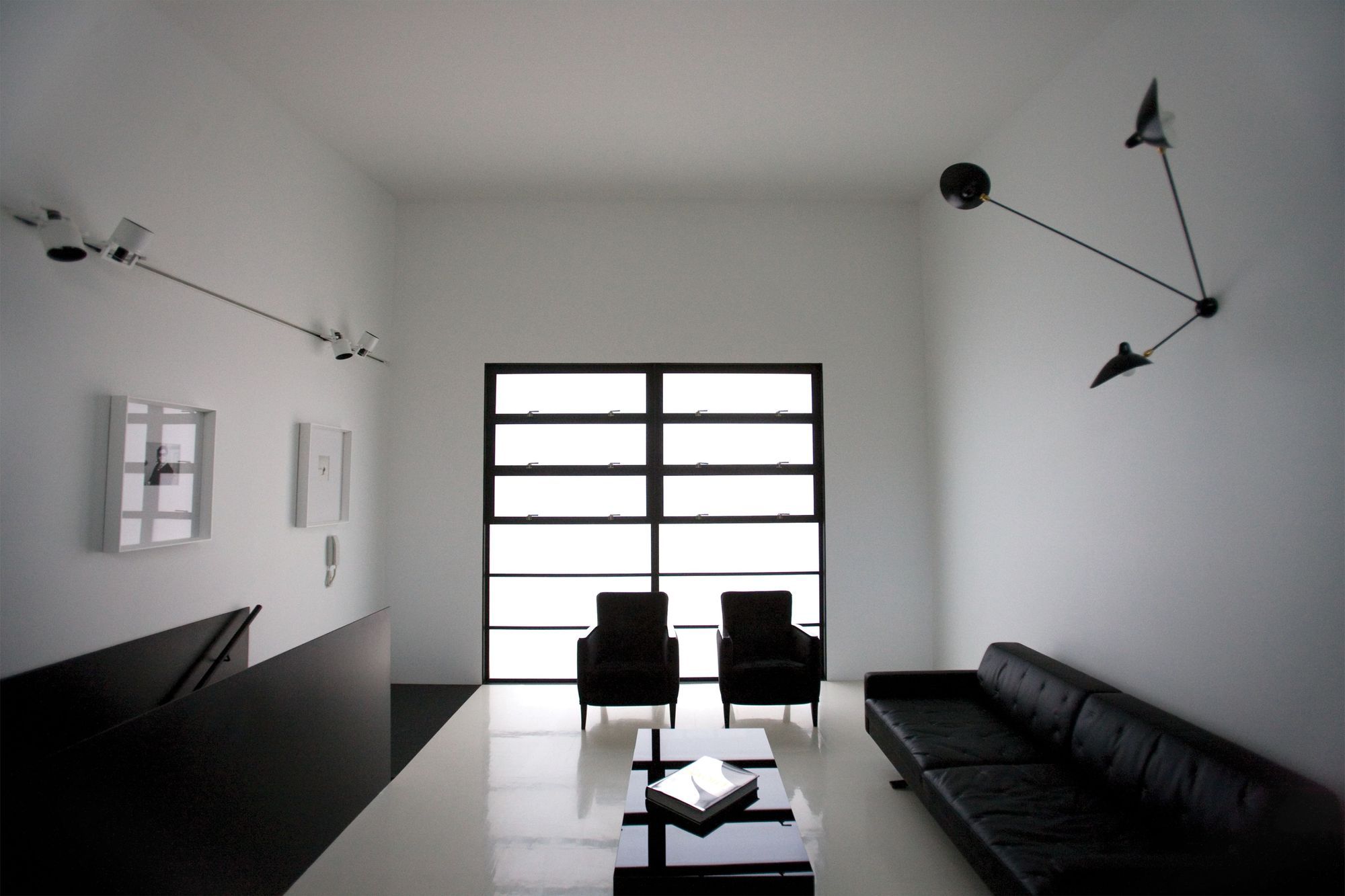 Strelein Warehouse