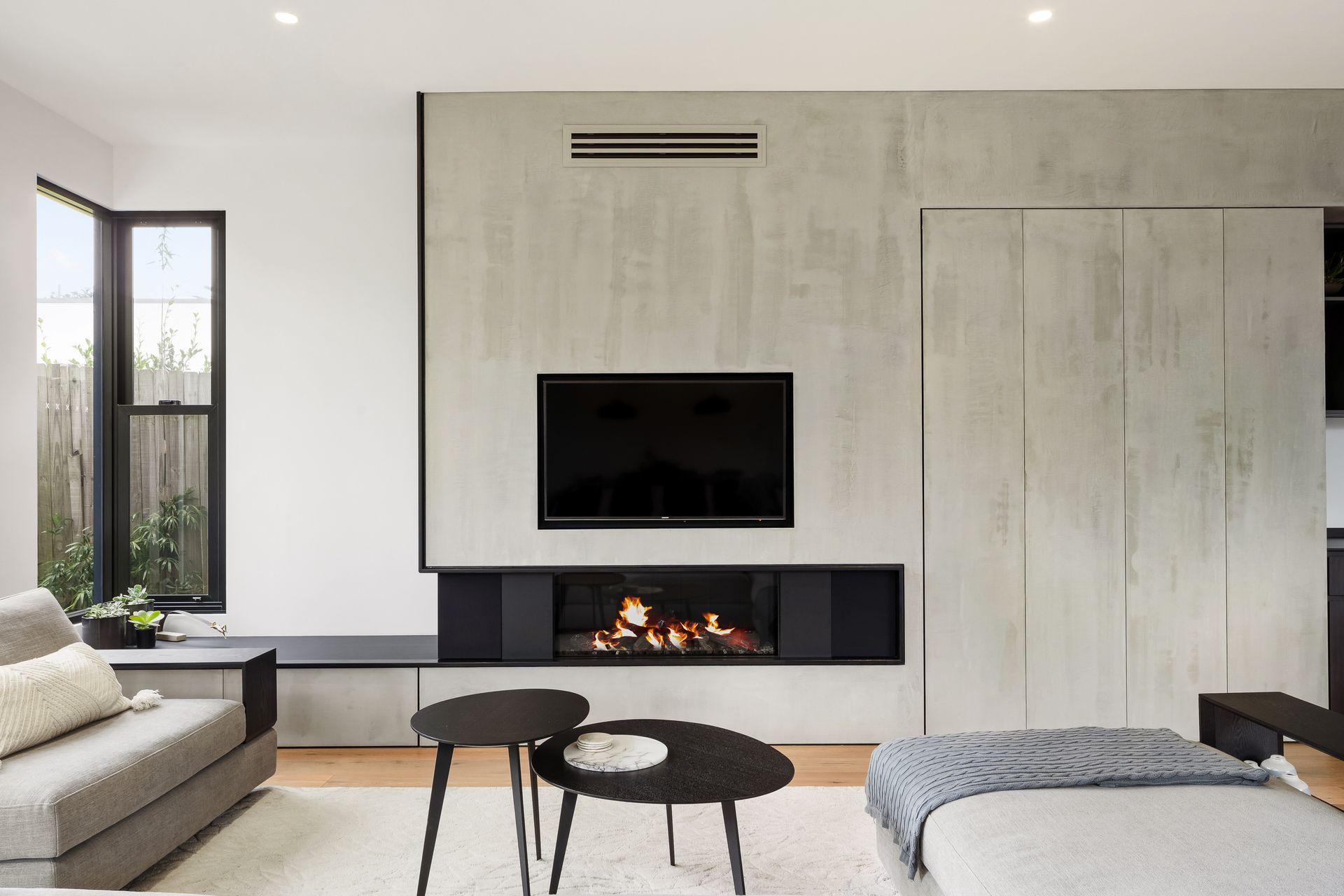 Photography: Rebecca Lu, Hilit Einav