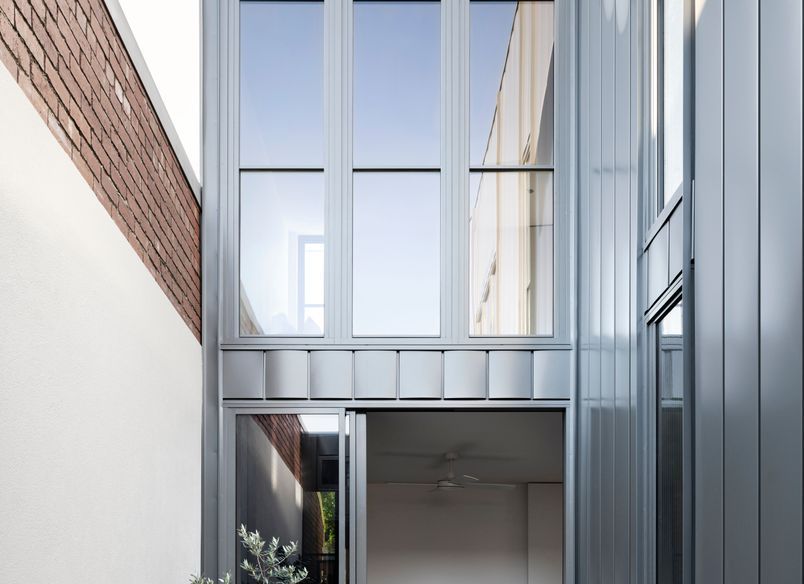 Clifton Hill House