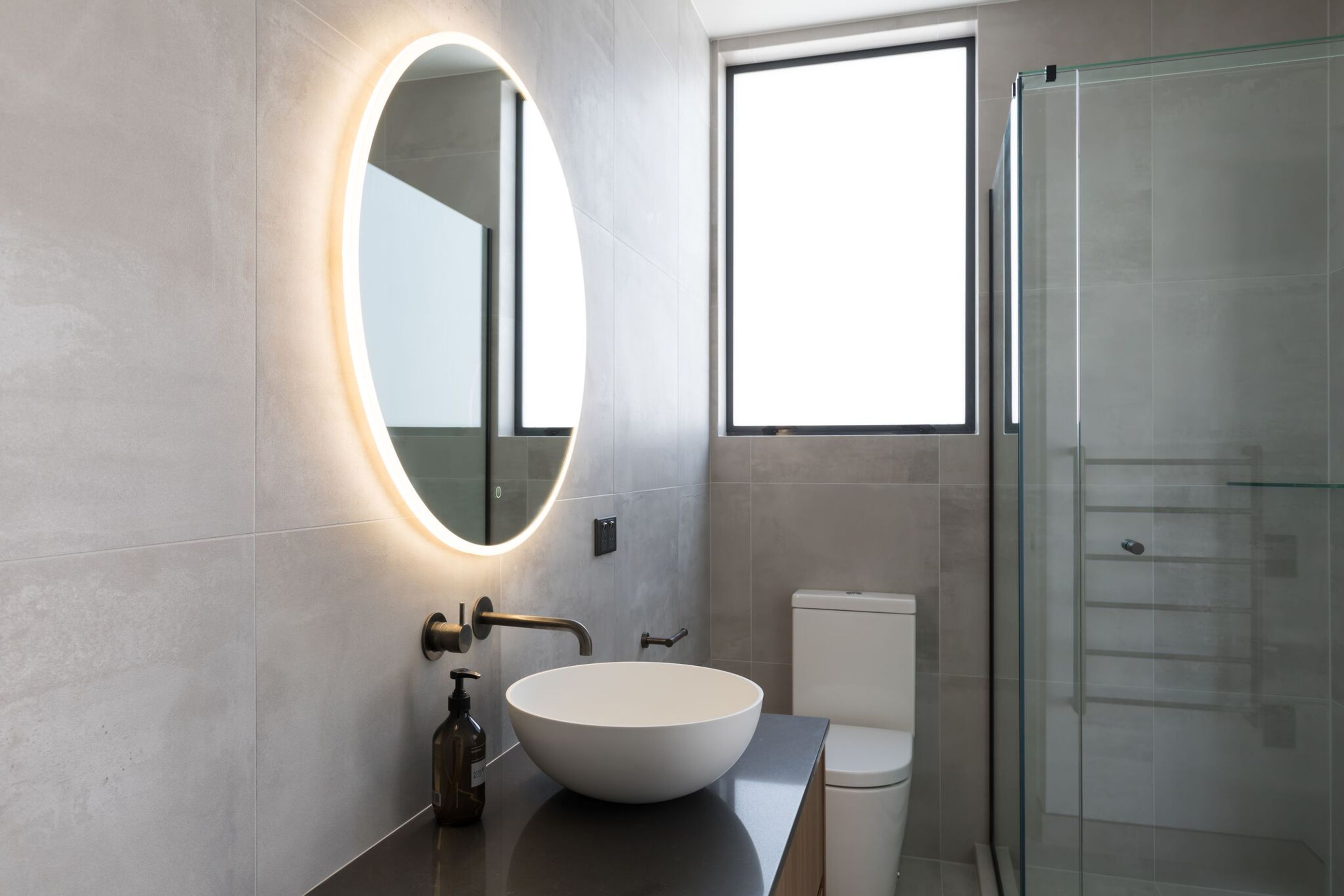 Guest Bathroom 2
