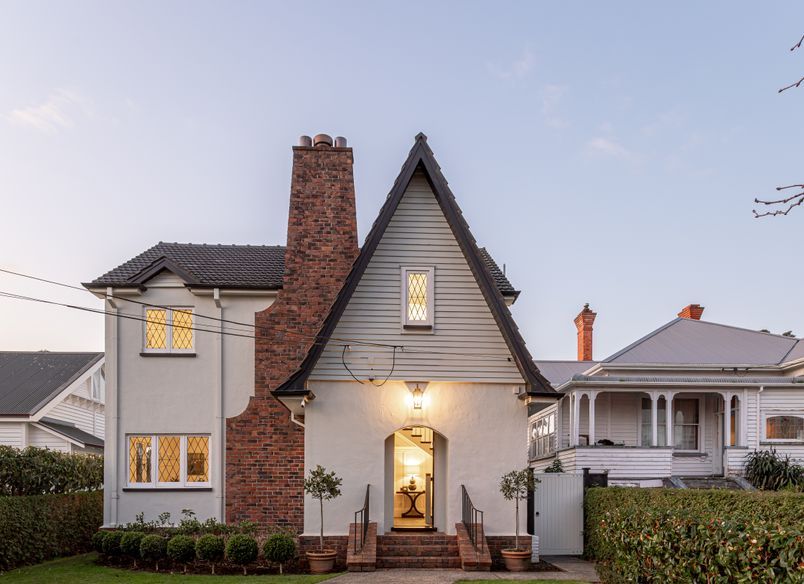 Woodside Road Home