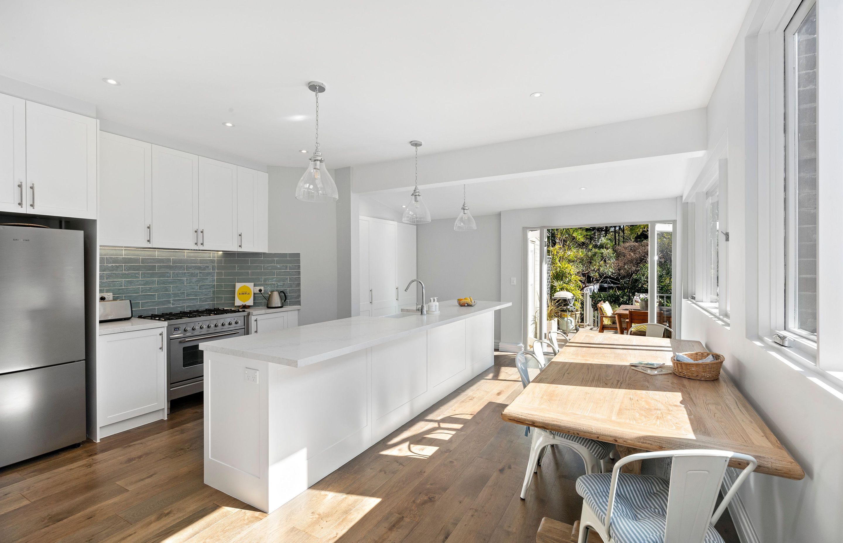 1-Kitchen-v6.JPG