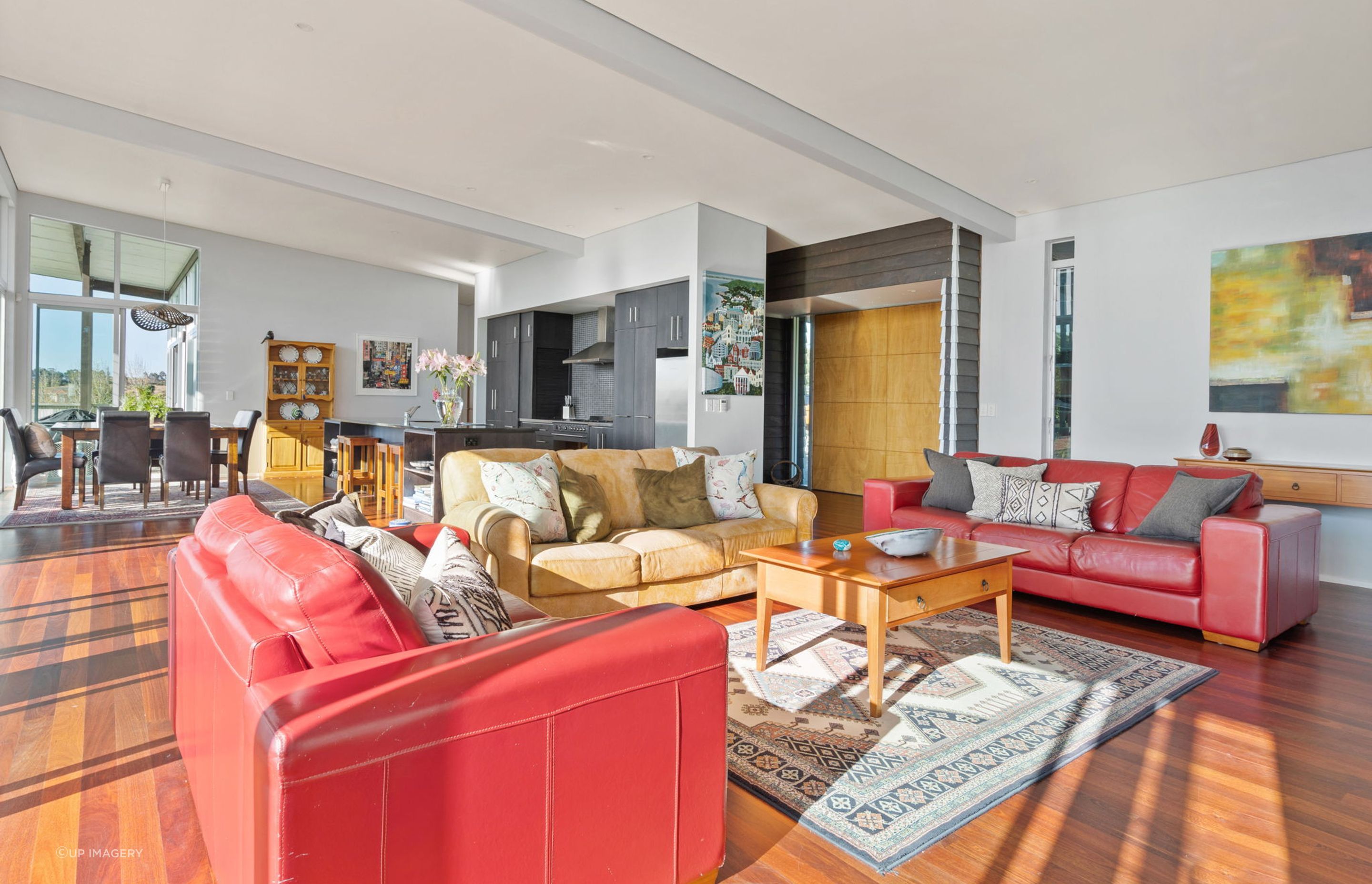 1-web-or-mls-147-Pompallier-Estate-Drive-14.jpg