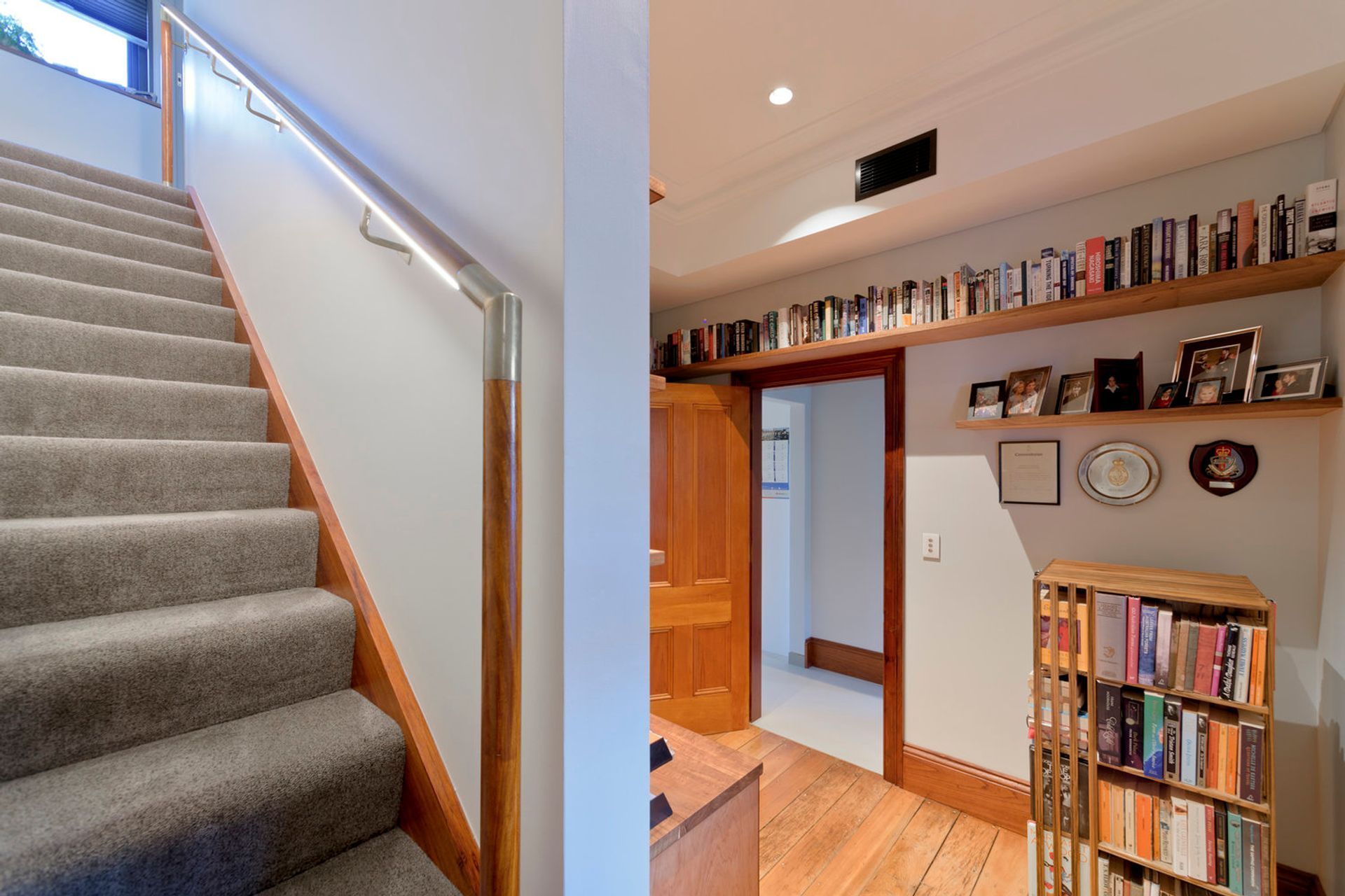 NG Rosewood handrail and stringers with Black Bean desk and Kauri floorboards