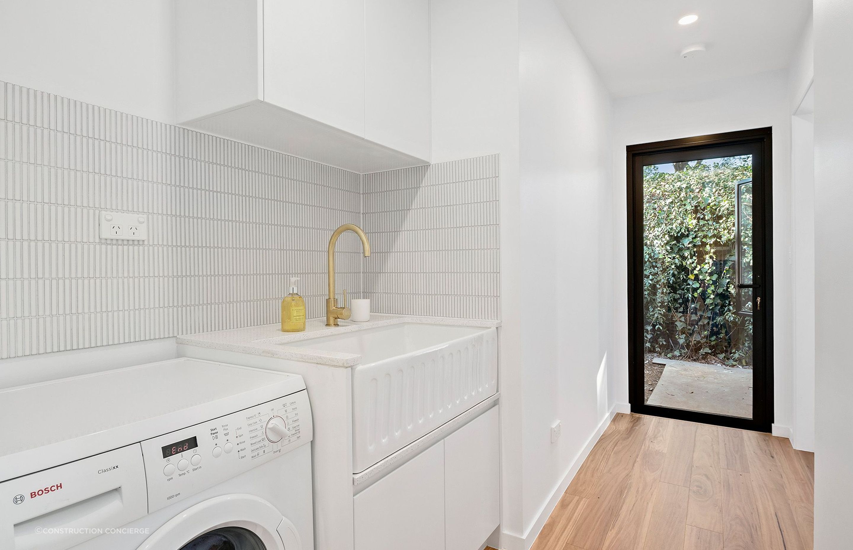 10-Laundry-Room-v2.jpg