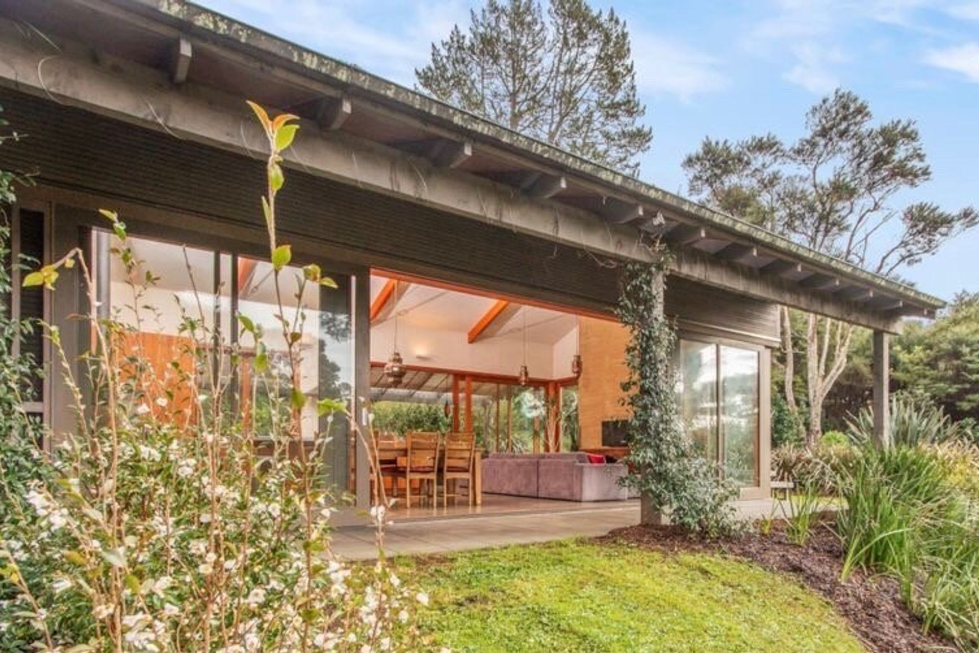 Family Home - Oratia