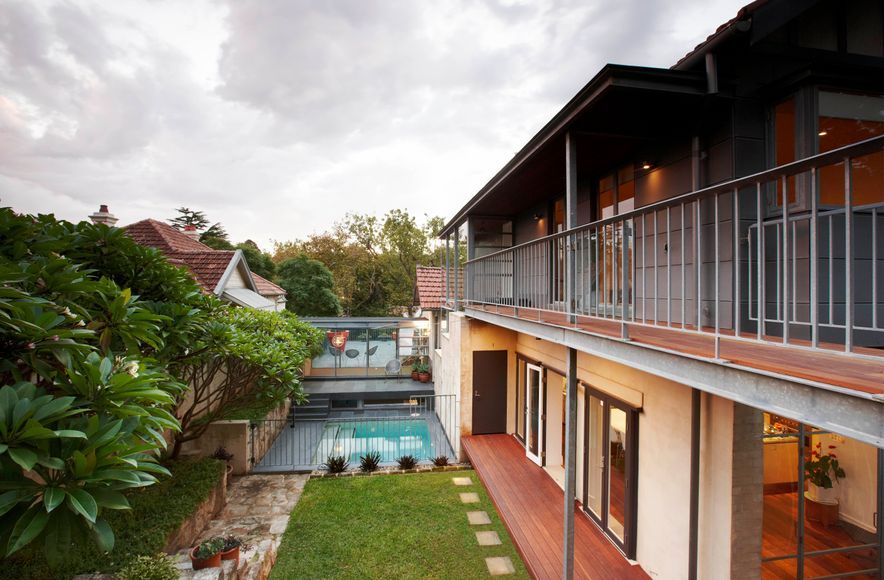 9C - Rebirth of a Bohemian Home
