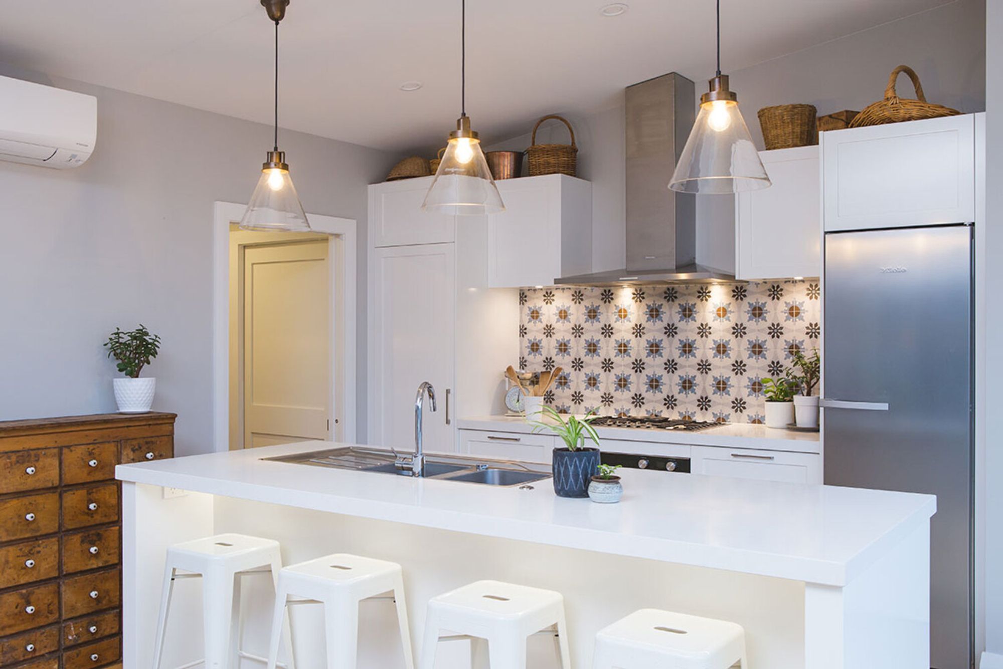10homestarrenovation27.jpg