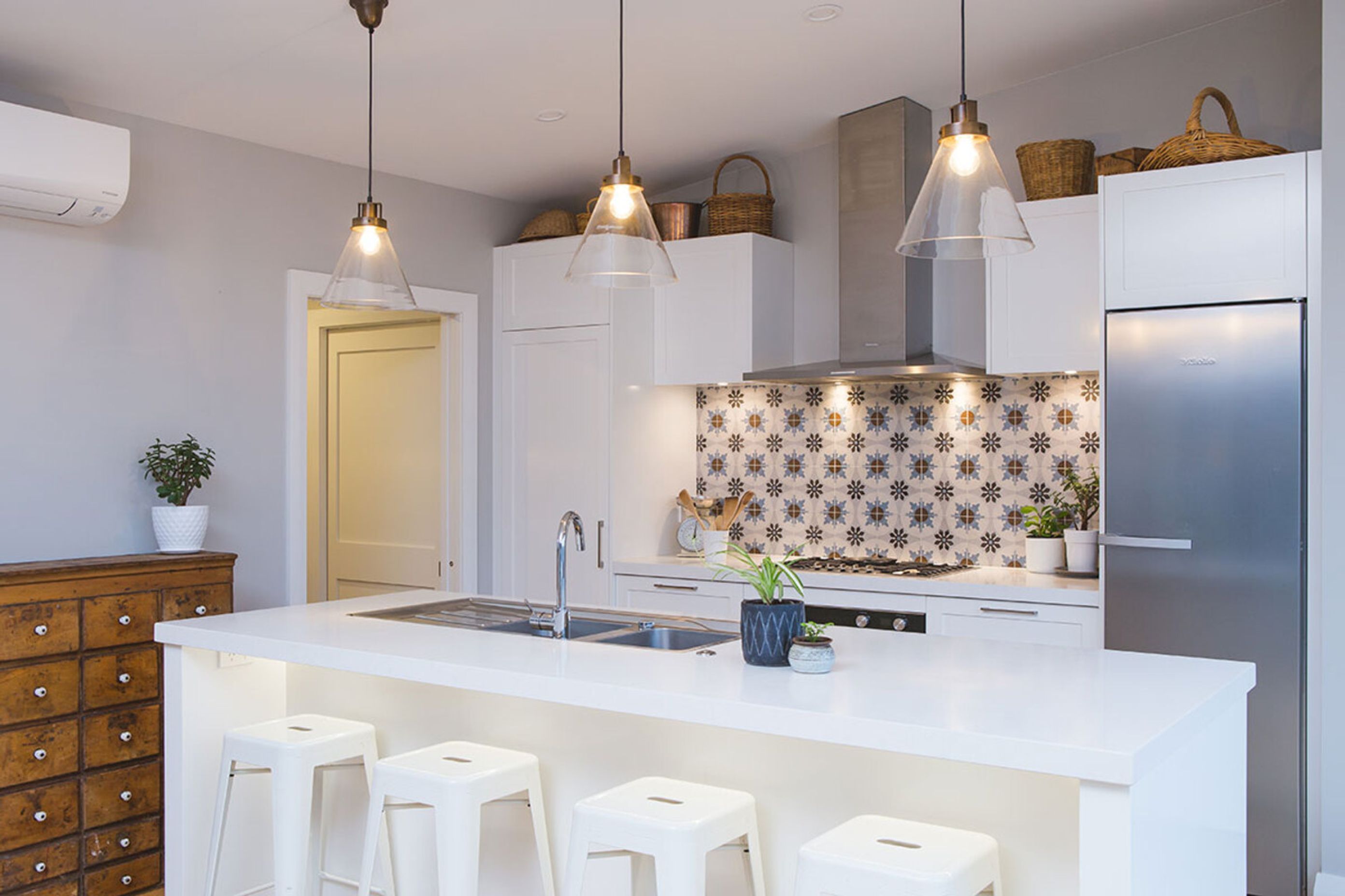 10homestarrenovation27.jpg