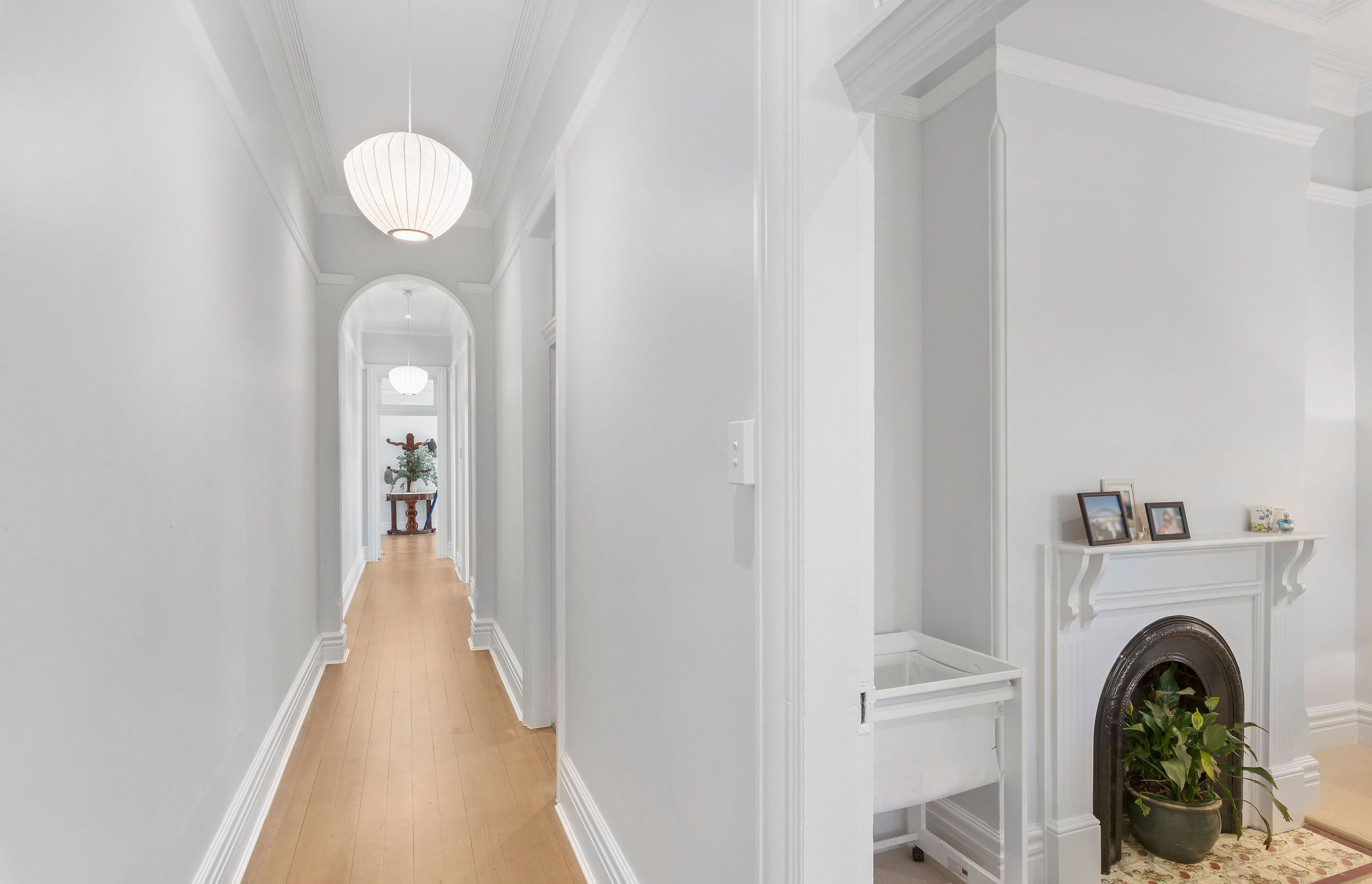 11-Hallway.JPG