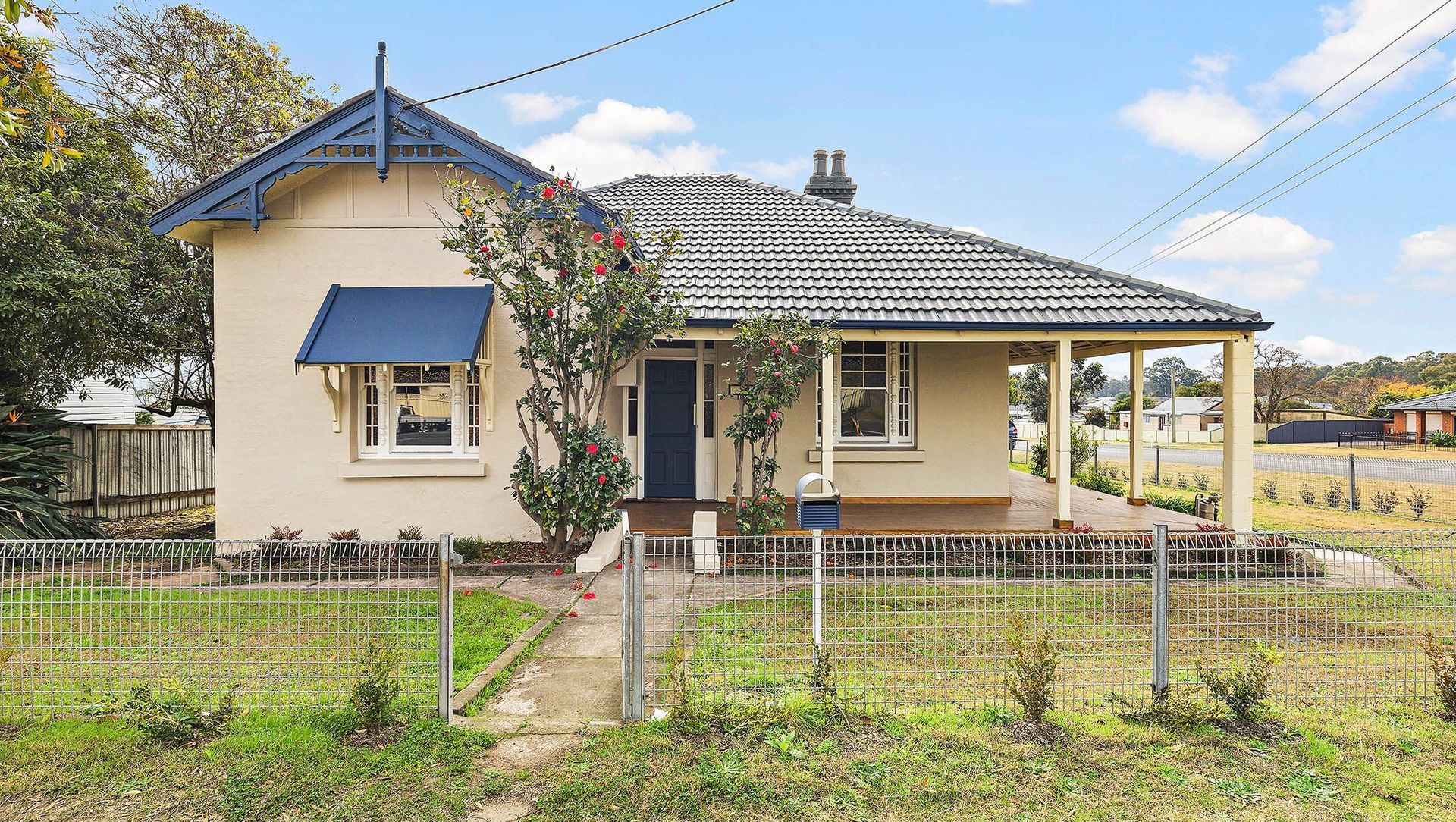 Alberdare House banner