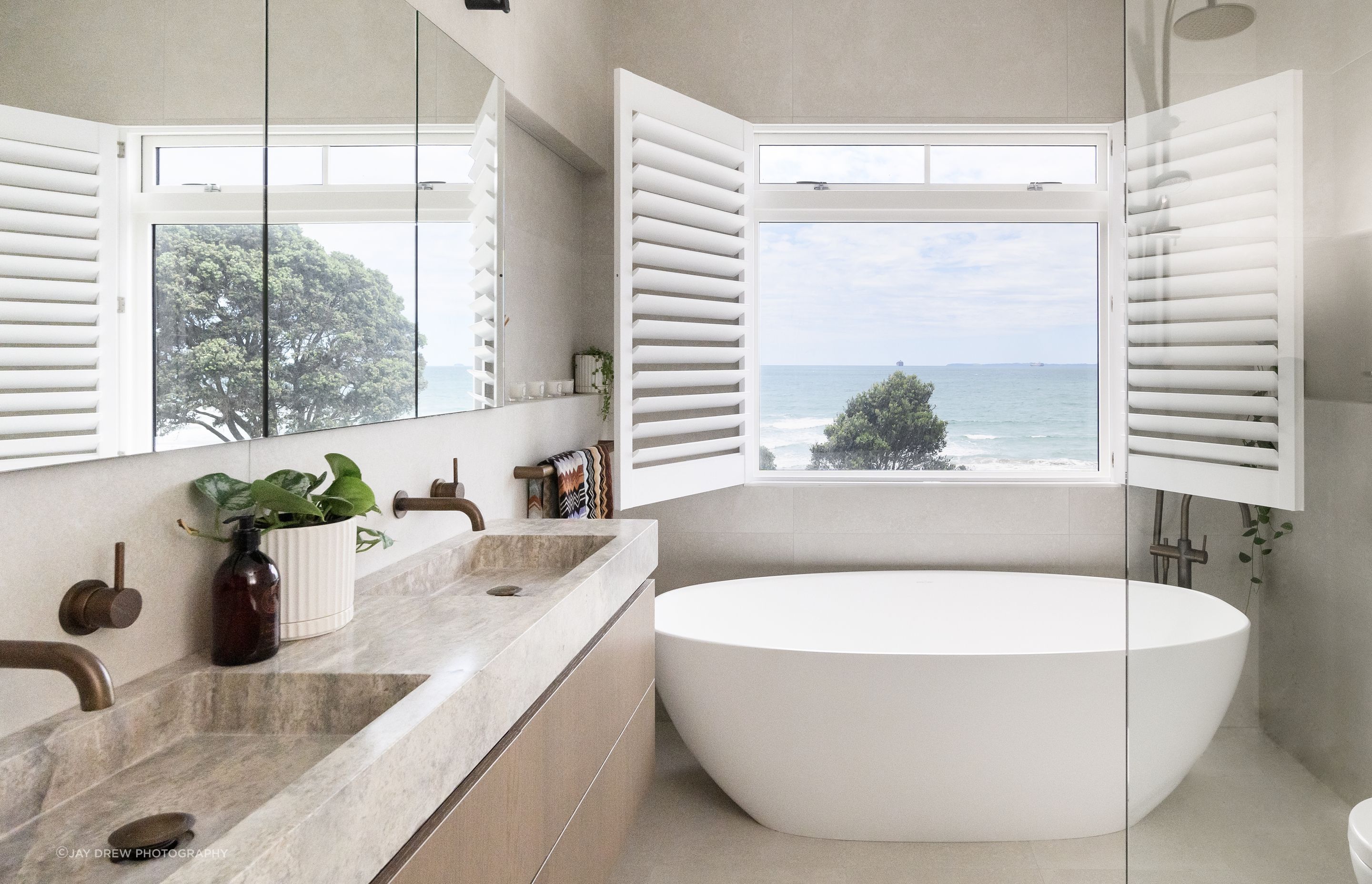 125OceanbeachRoadbyJayDrew2024-48.jpg