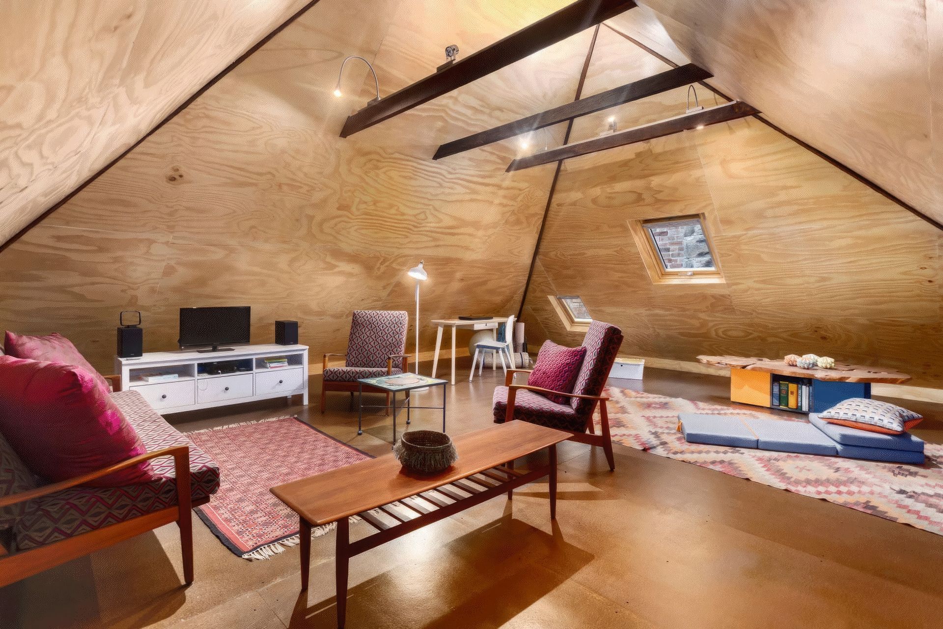 13-collins-street-tempe-attic-gigapixel-high-fidelity-1950w.jpeg