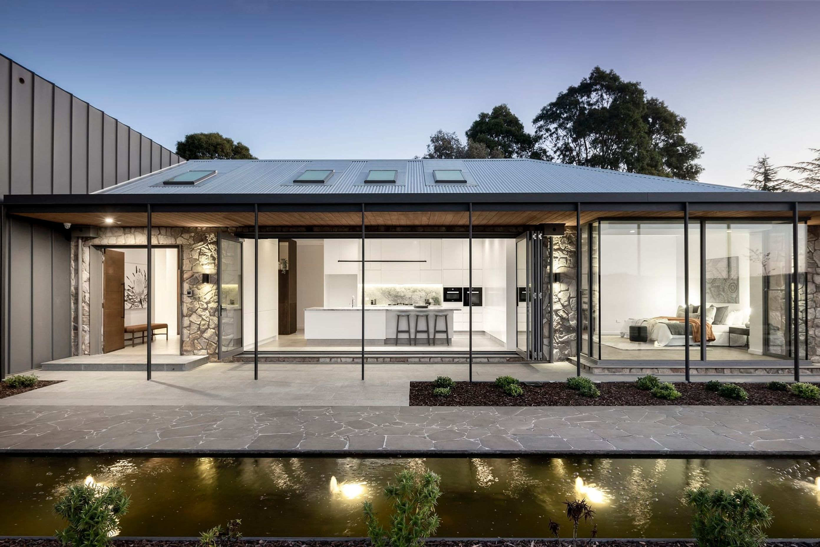 Woorarra House