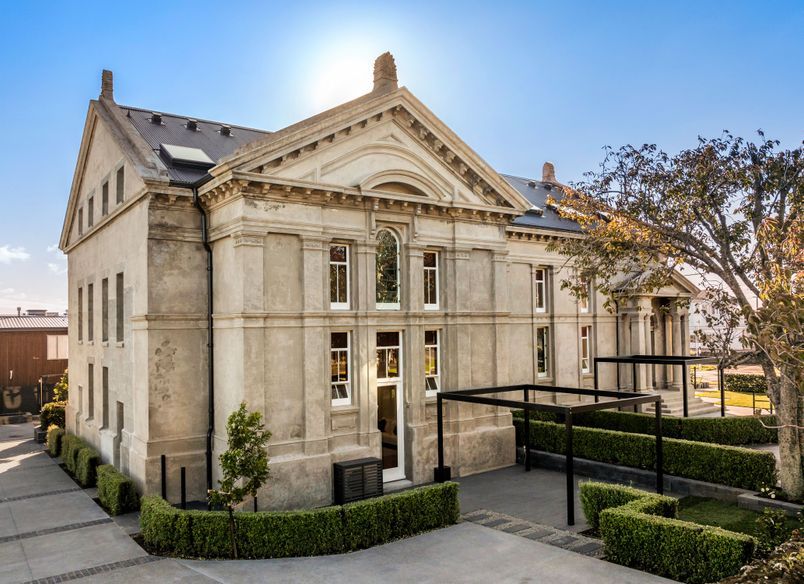 Esplanade Heights Apartments