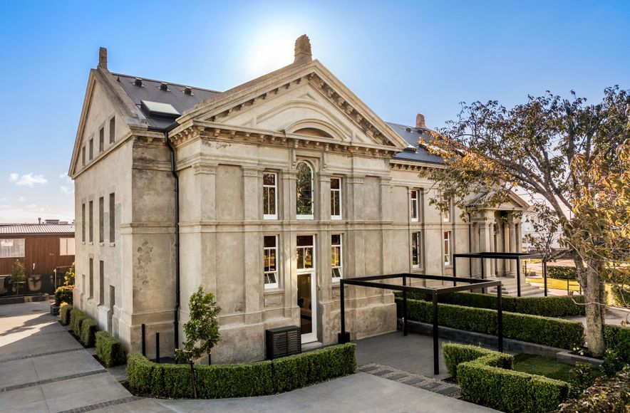 Esplanade Heights Apartments