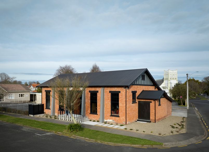 The Old Lodge, Hamilton