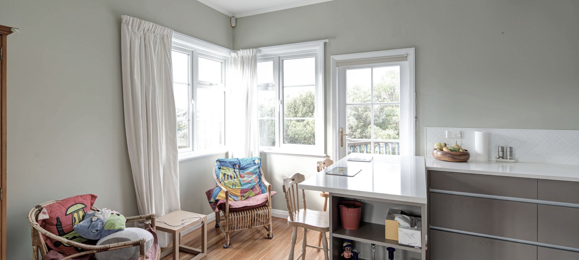Contemporary Kitchen Update and Reinstated Roof banner