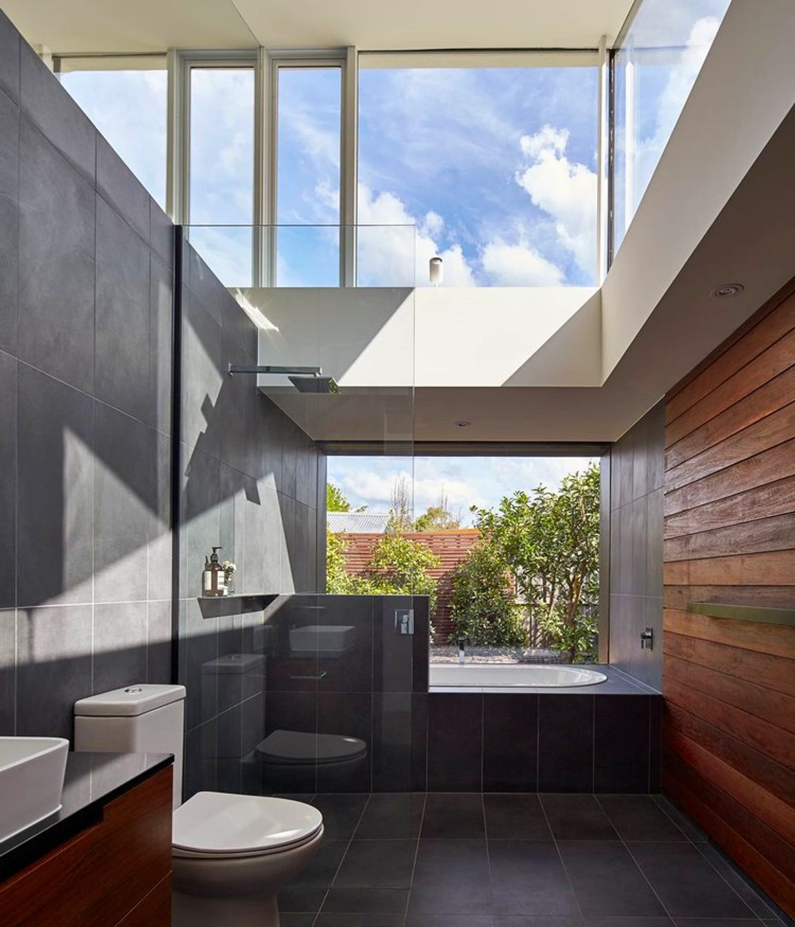 Tunnel House