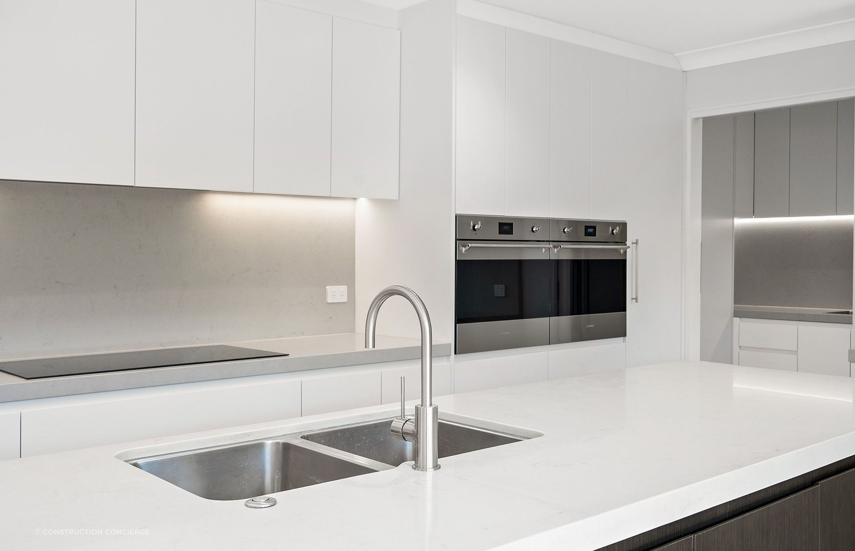 16-Kitchen-v2.jpg