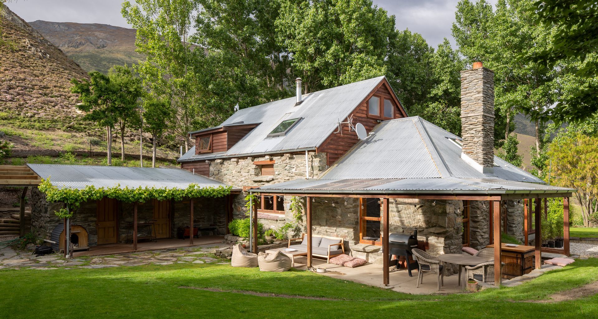 Judge & Jury Farm Retreat | Gibbston Valley banner