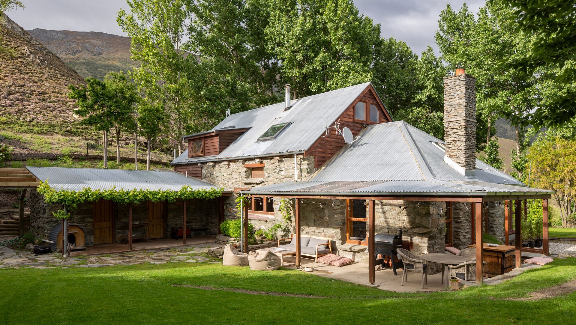 Judge & Jury Farm Retreat | Gibbston Valley banner