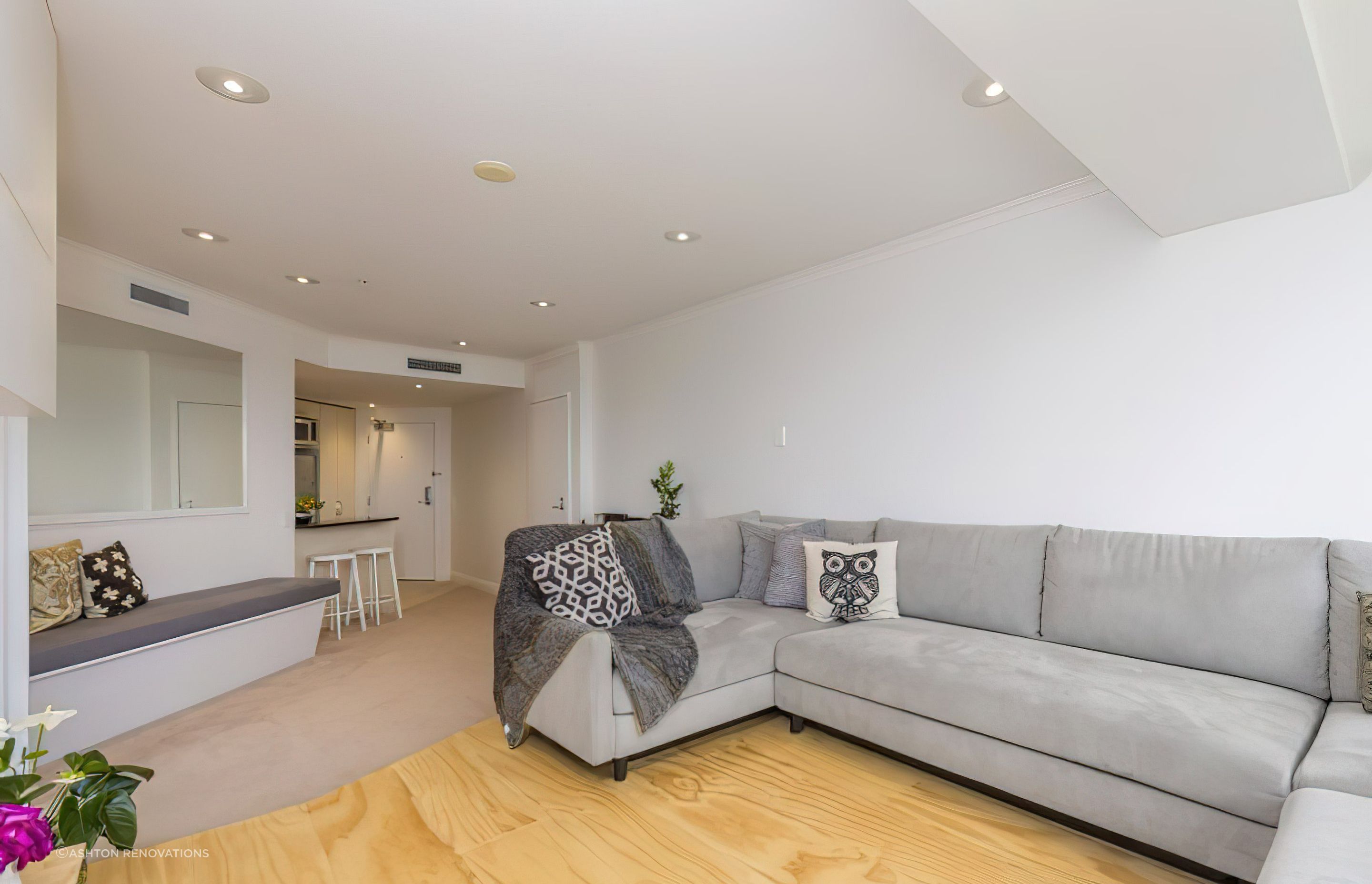 17 Byron Ave, Takapuna