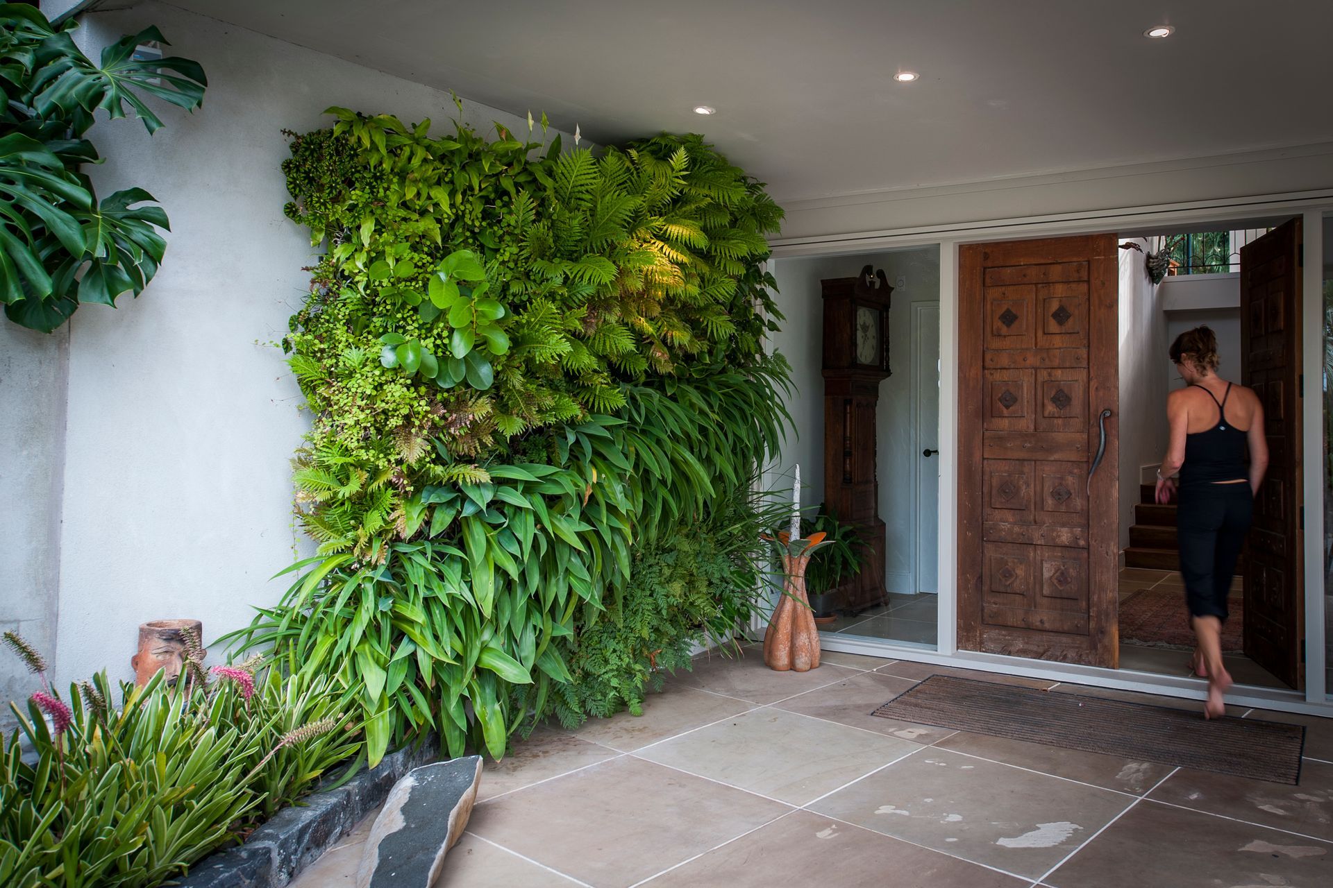 Kohimaramara Home Green Wall