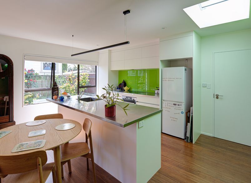 Vivids and Neutrals Intermingle in this Modern Interior Design
