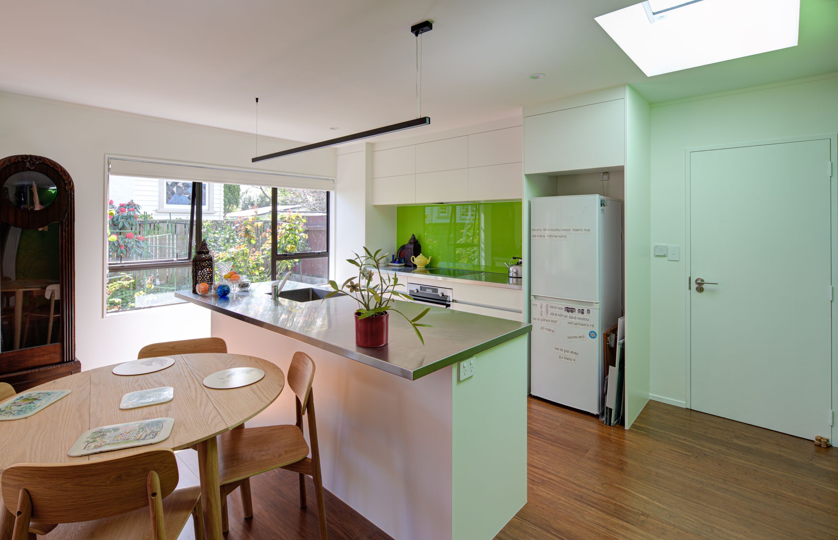 Vivids and Neutrals Intermingle in this Modern Interior Design