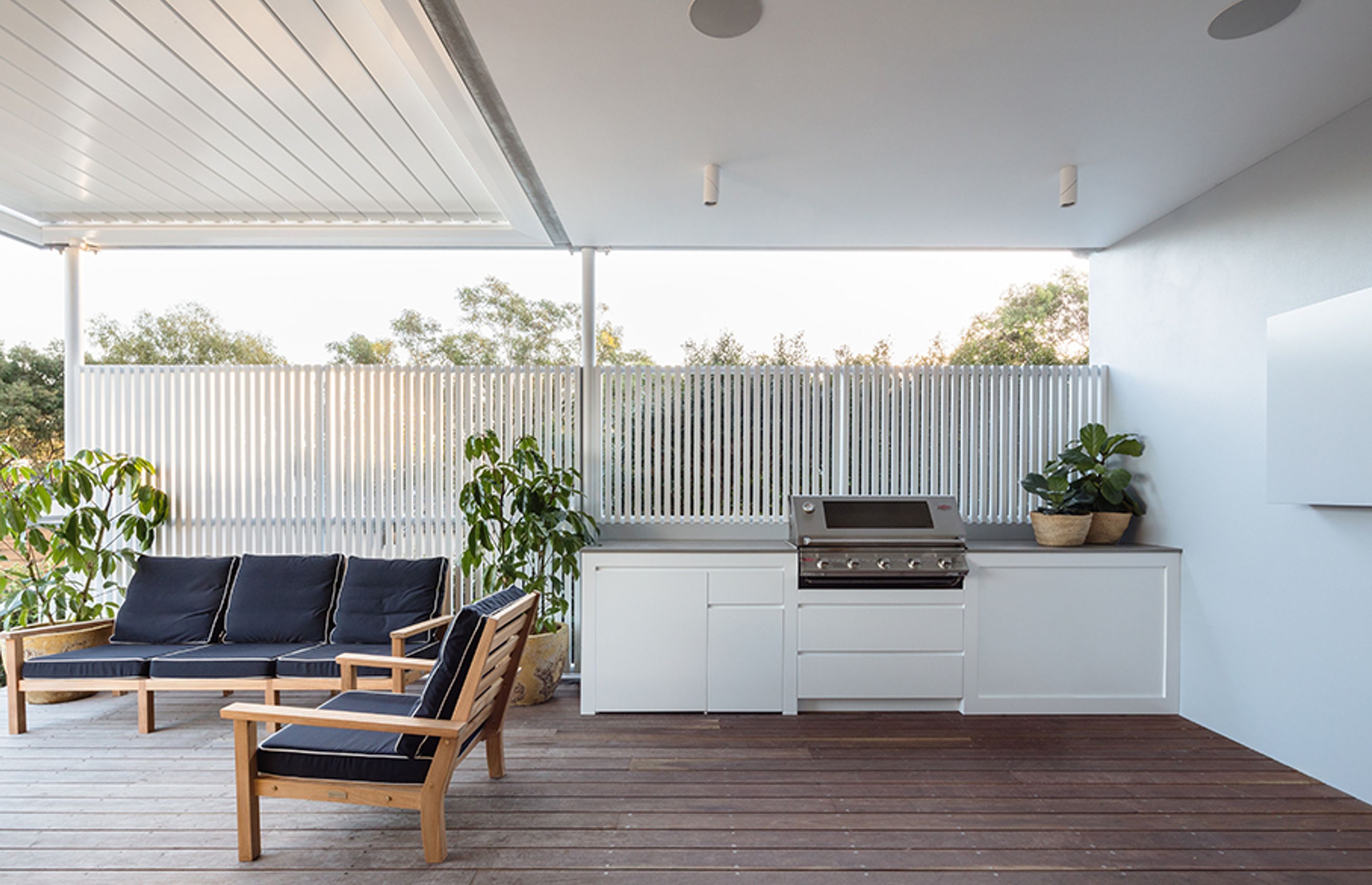 Clovelly House