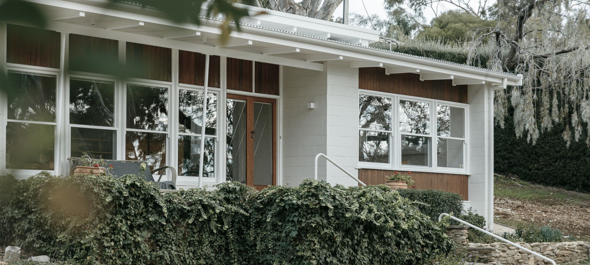 Poppy's House banner