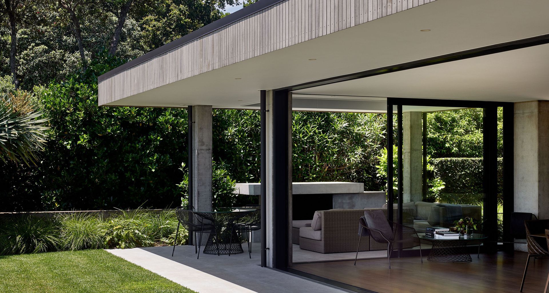 Waters Edge Remuera banner