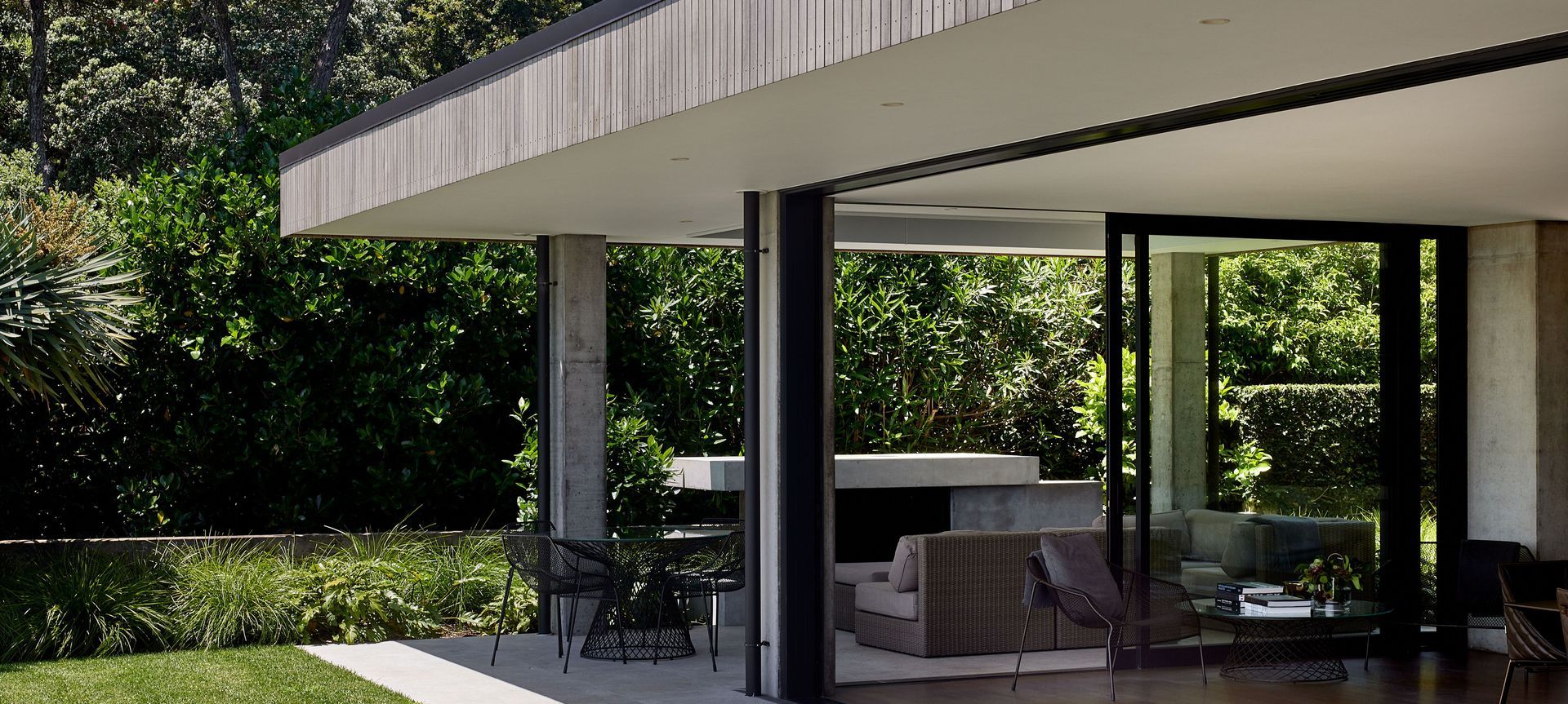Waters Edge Remuera banner